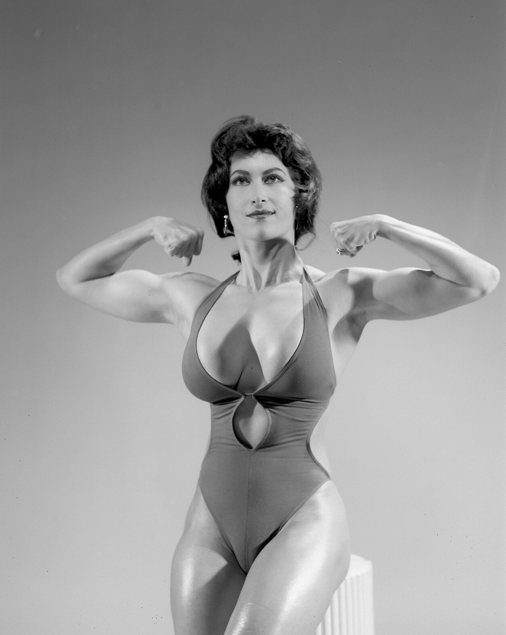 “TIL of Rasa von Werder, popularized female bodybuilding, competing along with Arnold in ‘Best Body’ competitions. She also worked as a [dancer] and minister, later creating her own church. In 2008 she ended 30 years of religious celibacy because God told her to become a ‘cougar.’”